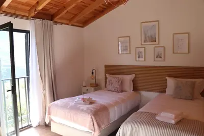 Image de Casa Girassol uma janela para o nascer do Sol
