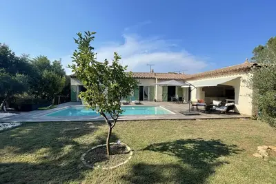 Image de Très jolie Villa climatisée avec piscine