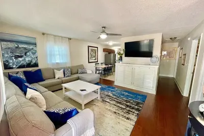 Image de Perfect Downtown Home