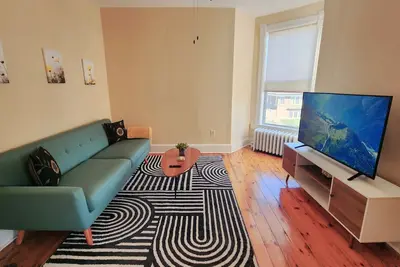 Image de Insta-Worthy Loft+Condo, Free Parking, Near Downtown Chicago