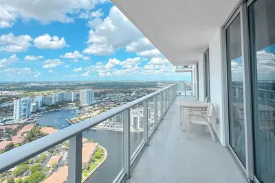 Image de Luxury 3-bedroom with breathtaking view