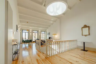 Image de Legacy Oporto Premium Apartment I by Vacationy