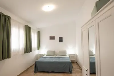 Image de Wohnung Bungavilla-Location-Standard-Salle de bain privée-Terrasse
