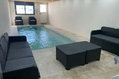 Image de villa piscine\/spa privé intérieur 33° Zoo De La Fleche 24h Du Mans
