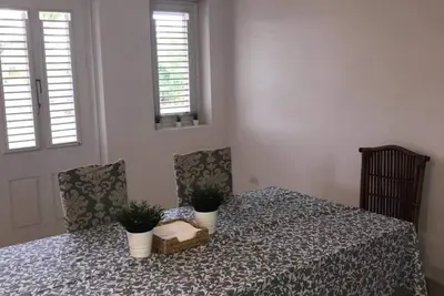 Image de Cool, fresh and clean 2 bed apt