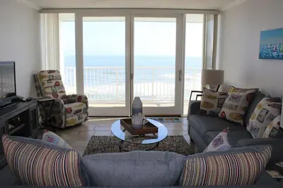 Image de Sep/Oct Discounts Available -Spectacular Oceanfront, 3-Separate Private Bedrooms