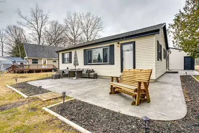 Image de Michigan Vacation Rental - 9 Mi to Snow Snake!