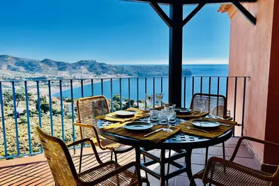 Image de Bel appartement avec sublime vue mer piscine Wifi