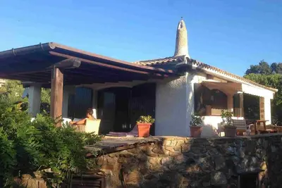 Image de villa with large terrace and garden, a few steps from the sea