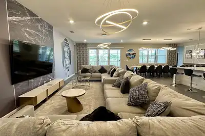 🌴 15 Br/17ba Villa / Sleep 40