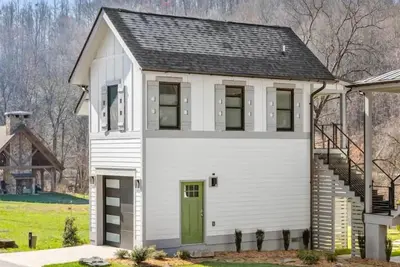 Image de Tiny Home Studio w/ Gym + W/D