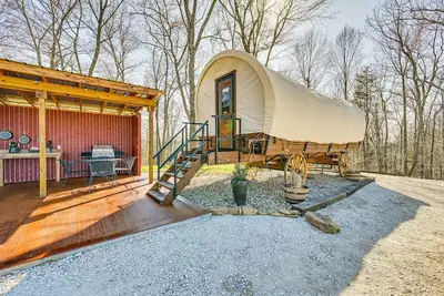 Image de Ultimate Covered Wagon Pioneers Paradise