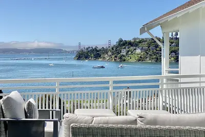 Image de Amazing Views and Walkable to Downtown! Historic 3\/2 Home, Sleeps 8