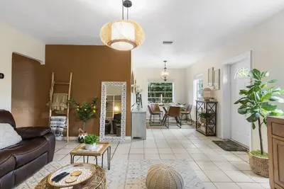 Image de Bohemian Retreat - 10mins to Downtown & Wynwood!