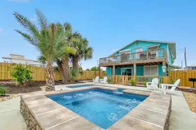 Image de Dog-Friendly, Outdoor Pool, Duplex Beach House! !