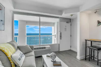 Image de Ocean Front Condo in Daytona Beach, Florida