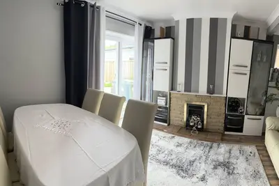 Image de Remarkable 3-Bed House in East Cowes