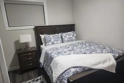 Image de Confort luxury suite 2 bedrooms 2 beds in Airdrie.