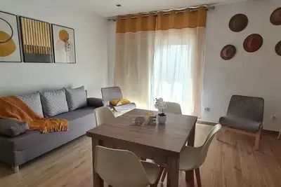 Image de LuengiHouse - Appartement spectaculaire avec piscine et barbecue.