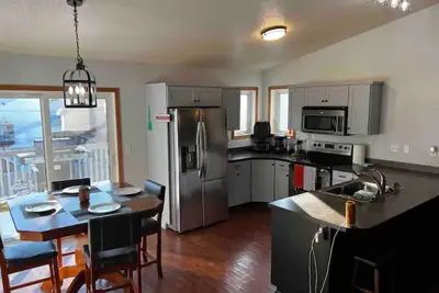 Image de The Pad! A Perfect Home For Anyone on the Go.
