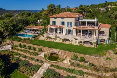 Image de Le Belvedere - Neuf Chambres Villa, Couchages 22
