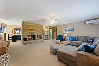 Image de Welcome to our Forest Escape in Sister Bay!