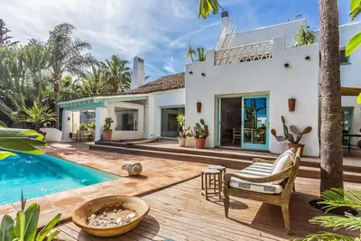 Image de Spectacular and charismatic villa in Marbella.