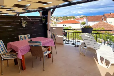 Image de Apartments Paula - One Bedroom Apartment with Terrace 2