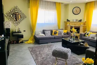 Image de Laura’s Modern Stylish & Wide Villa