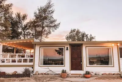 Image de Desert Escape, Sweeping Views, 2. 5 Fenced Acres, Hot Tub · Golden Hour House