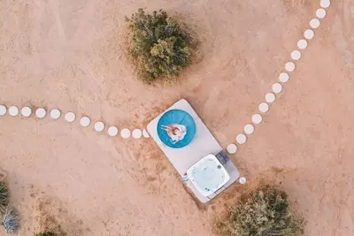 Image de Hot Tub, Cowboy Pool, Fire Pit, Game Room, Incredible Views · Starship Landing: