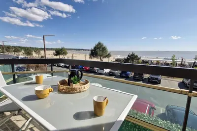 Image de Saint Georges de Didonne - Pleine Vue Mer pour ce Studio Cabine face à la plage