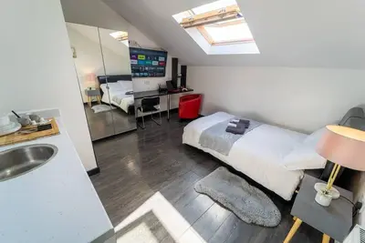 Image de Amazing studio next to the city