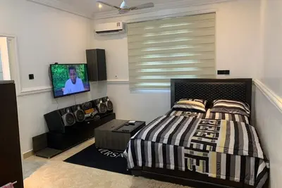 Image de Lovely Studio Apartment Unit With Hot Bath Tub and Kitchen