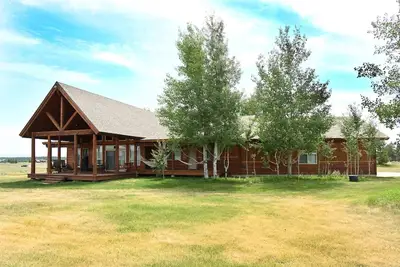 Image de *New Listing* | Sleeps 10 | Close to Yellowstone