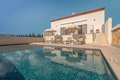 Image de Villa avec piscine clôturée près de la mer, Inca, Mallorca