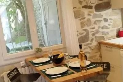 Image de Le Cozy Pretty F2 near train station, Arena with private terrace