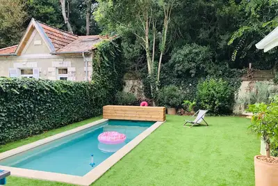 Image de Maison de charme avec jardin piscine coeur de Bordeaux