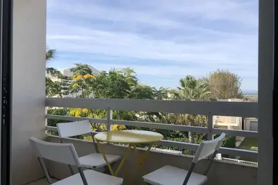 Image de Palavas: Appart rénové F3 climatisé avec parking, 1ère ligne, accès plage, idéal pour 4 pers.