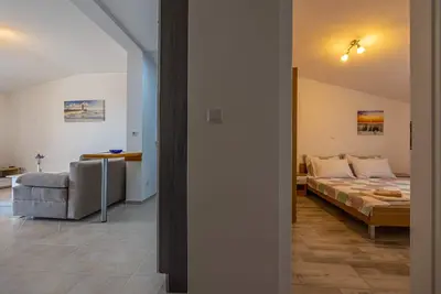 Image de Confortable Apartment With Three Bedrooms