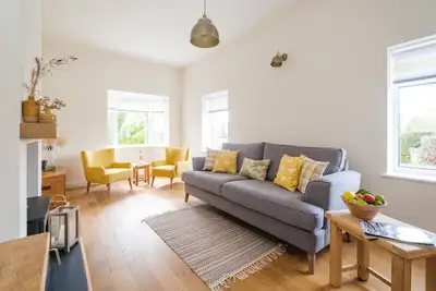 Image de The Lodge, Aldringham - sleeps 4 guests in 2 bedrooms