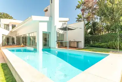 Villa Aroeira Ii - Modern villa for 10 persons with heated pool in a golf resort