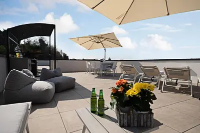 Image de Regarda - \"Zoe\" appartment with pool and large lake-view terrace