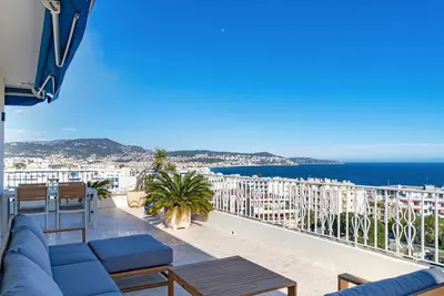 Image de Nice Rare Superb 2 bedroom A/C sea view with large terrace panoramic view