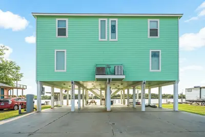 Image de 2900 Beach Road - Colorado River in Matagorda