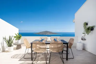 Image de Ocean View Suite - Luxury Living w/ 3 beds!