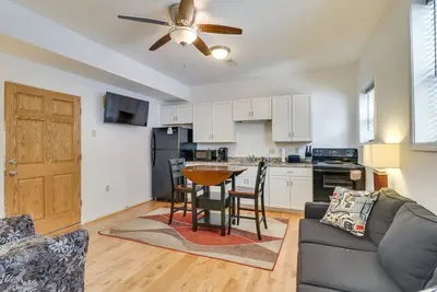 Image de Downtown Marlinton Vacation Rental Apartment!