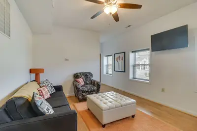 Image de Cozy Marlinton Vacation Rental: Downtown Location!
