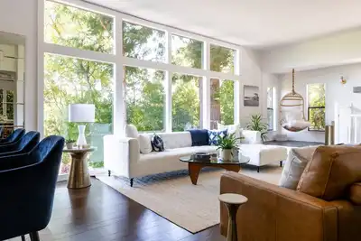 Image de Mill Valley Home Near Muir Woods Redwoods Beaches San Francisco and Wine Country