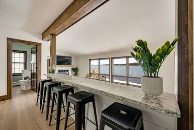 Image de Stunning waterfront location in Sturgeon Bay! Dog friendly!
